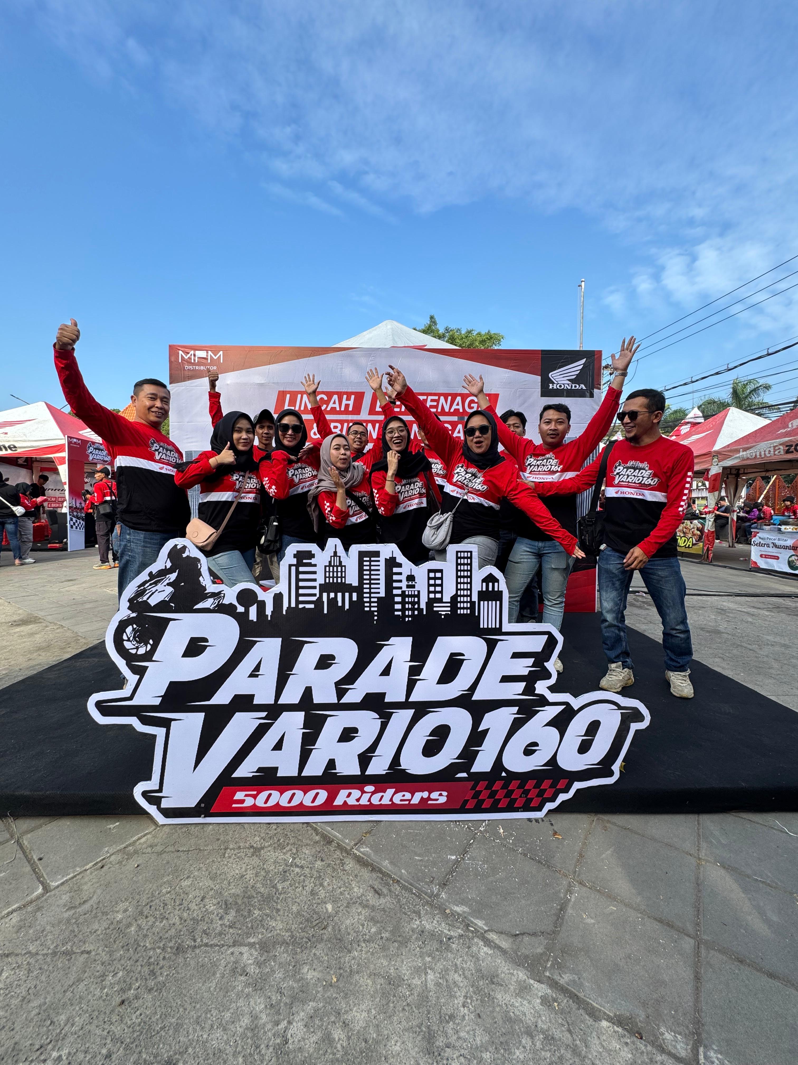 Ribuan Pecinta Honda Vario Ramaikan Parade Vario160 di Malang